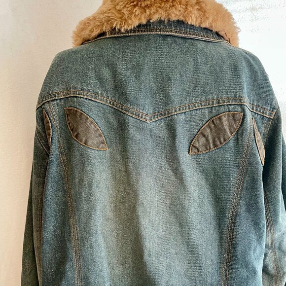 Vintage Faded Glory Penny Lane inspired jean jacket w/apliqué & removable lining - Picture 3 of 15